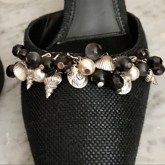 Super Cute Shell/Bead Accent Shoes! 🐚 - Picture 2 of 6